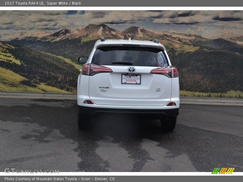 Super White / Black 2017 Toyota RAV4 LE