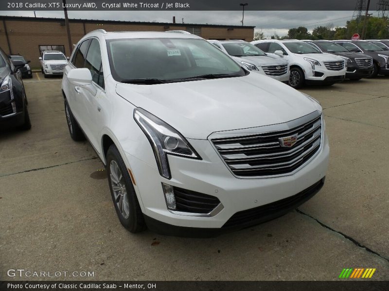 Crystal White Tricoat / Jet Black 2018 Cadillac XT5 Luxury AWD