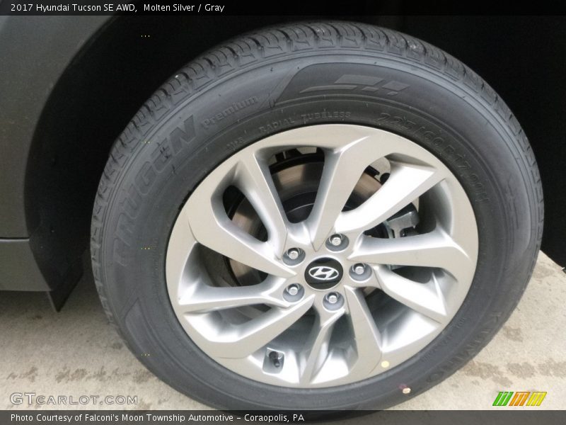 Molten Silver / Gray 2017 Hyundai Tucson SE AWD