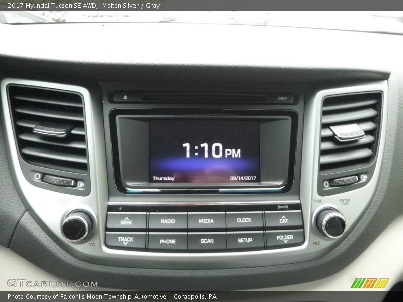 Molten Silver / Gray 2017 Hyundai Tucson SE AWD