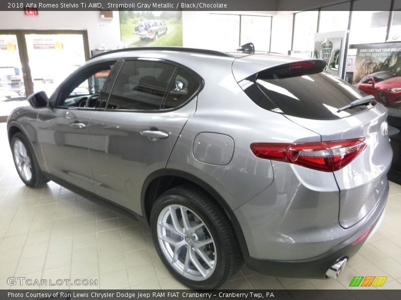 Stromboli Gray Metallic / Black/Chocolate 2018 Alfa Romeo Stelvio Ti AWD