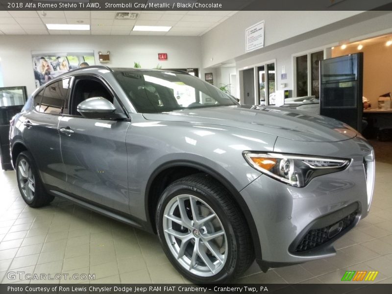 Stromboli Gray Metallic / Black/Chocolate 2018 Alfa Romeo Stelvio Ti AWD