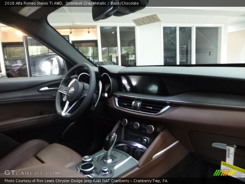 Stromboli Gray Metallic / Black/Chocolate 2018 Alfa Romeo Stelvio Ti AWD