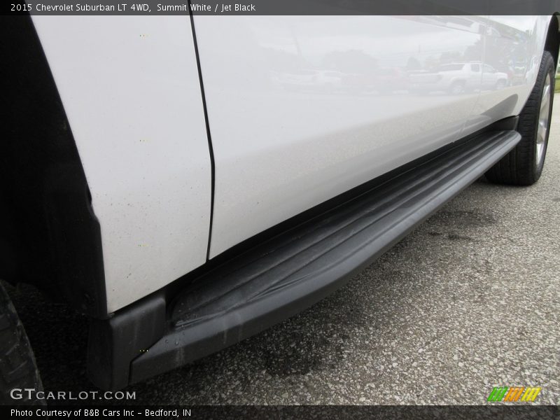 Summit White / Jet Black 2015 Chevrolet Suburban LT 4WD