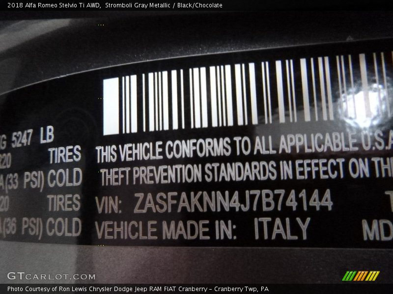 Stromboli Gray Metallic / Black/Chocolate 2018 Alfa Romeo Stelvio Ti AWD