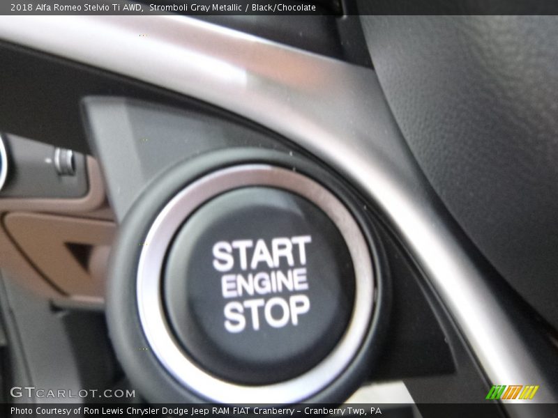 Stromboli Gray Metallic / Black/Chocolate 2018 Alfa Romeo Stelvio Ti AWD