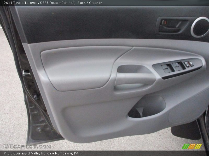 Black / Graphite 2014 Toyota Tacoma V6 SR5 Double Cab 4x4