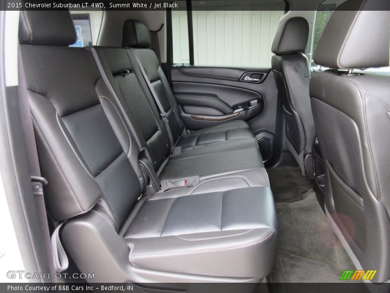 Summit White / Jet Black 2015 Chevrolet Suburban LT 4WD