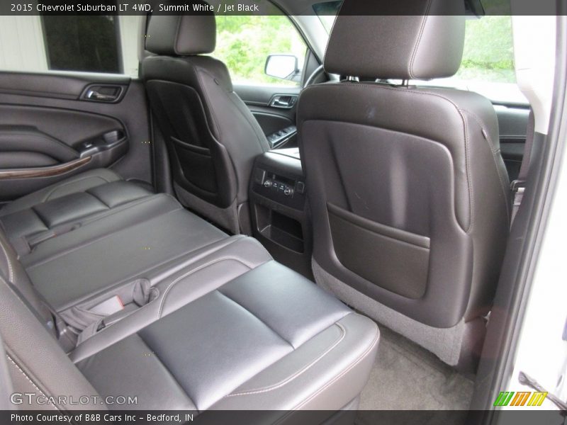Summit White / Jet Black 2015 Chevrolet Suburban LT 4WD