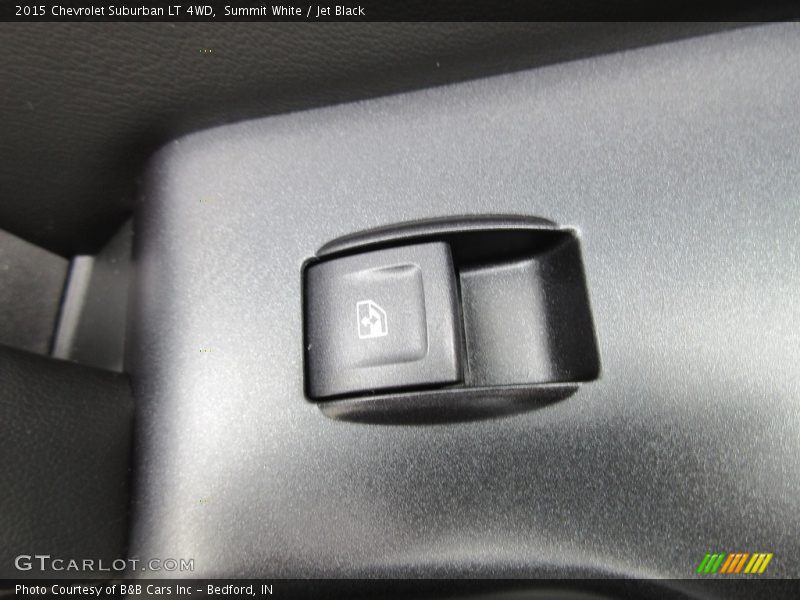 Summit White / Jet Black 2015 Chevrolet Suburban LT 4WD