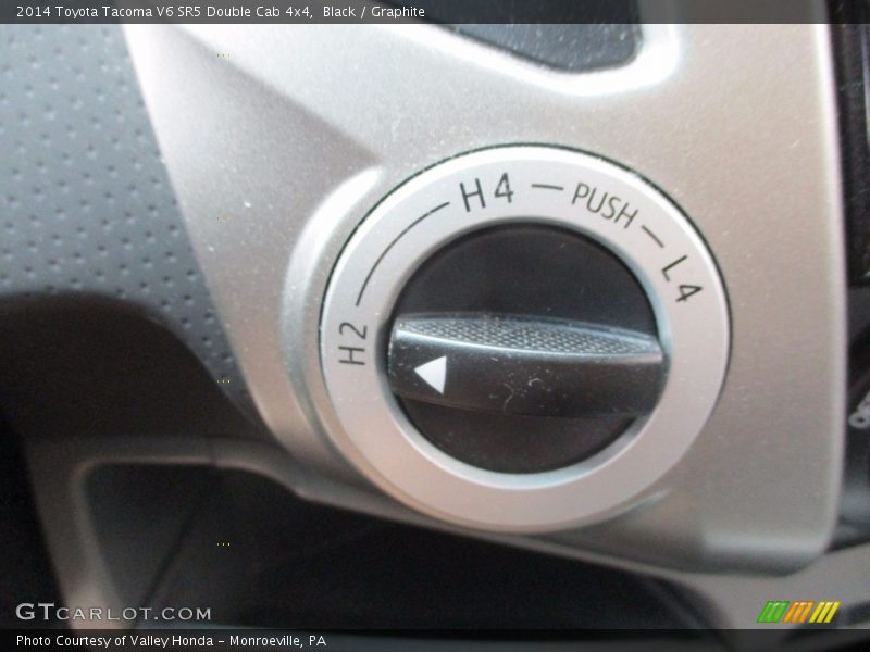 Black / Graphite 2014 Toyota Tacoma V6 SR5 Double Cab 4x4