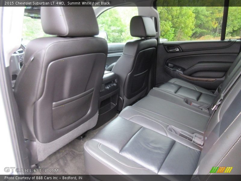 Summit White / Jet Black 2015 Chevrolet Suburban LT 4WD