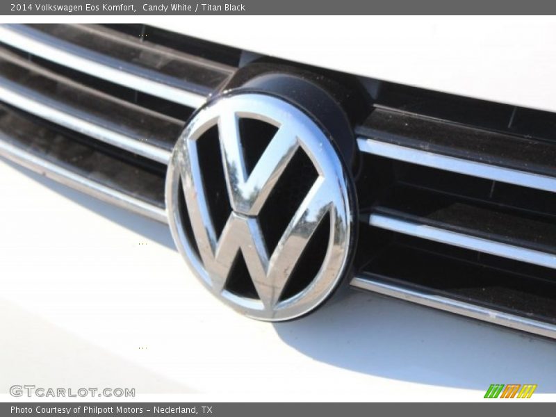 Candy White / Titan Black 2014 Volkswagen Eos Komfort
