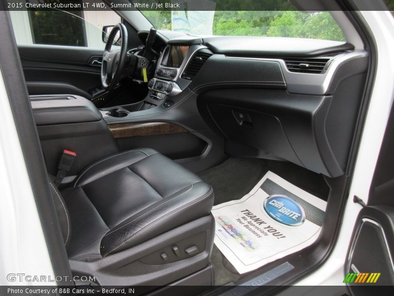 Summit White / Jet Black 2015 Chevrolet Suburban LT 4WD