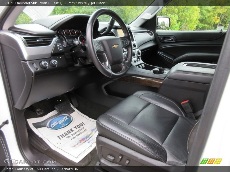 Summit White / Jet Black 2015 Chevrolet Suburban LT 4WD