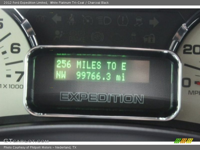 White Platinum Tri-Coat / Charcoal Black 2012 Ford Expedition Limited