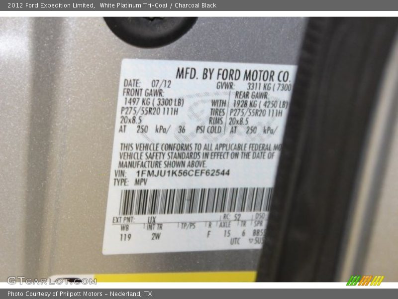 White Platinum Tri-Coat / Charcoal Black 2012 Ford Expedition Limited