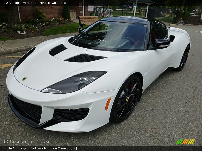 Front 3/4 View of 2017 Evora 400