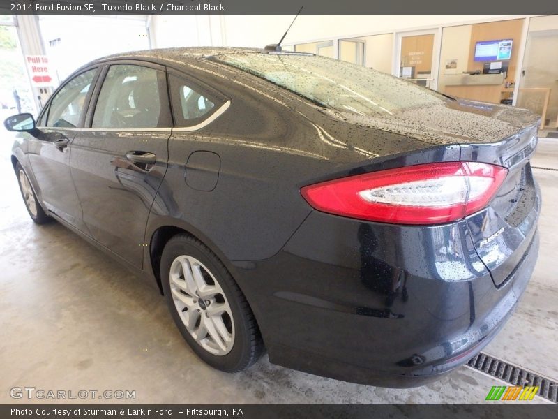 Tuxedo Black / Charcoal Black 2014 Ford Fusion SE