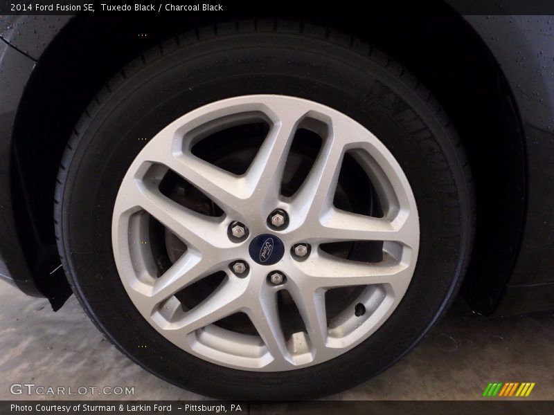 Tuxedo Black / Charcoal Black 2014 Ford Fusion SE