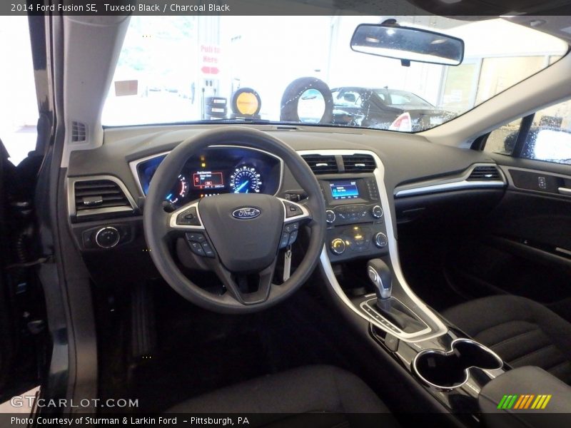 Tuxedo Black / Charcoal Black 2014 Ford Fusion SE