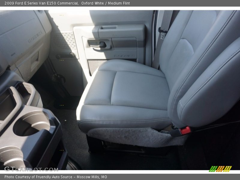 Oxford White / Medium Flint 2009 Ford E Series Van E150 Commercial