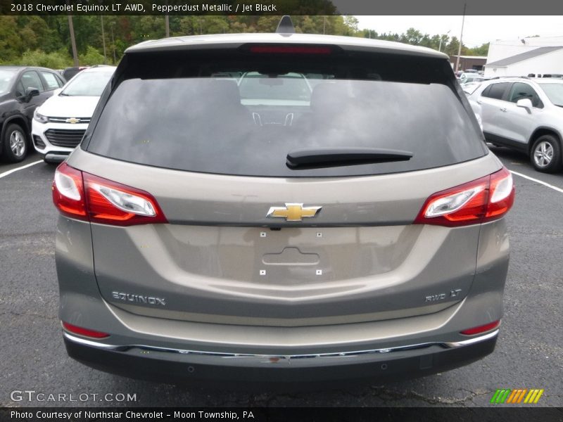 Pepperdust Metallic / Jet Black 2018 Chevrolet Equinox LT AWD