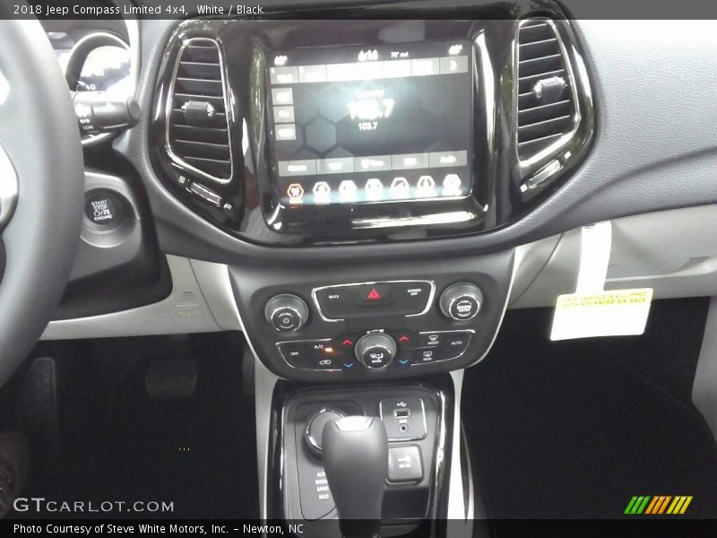 White / Black 2018 Jeep Compass Limited 4x4
