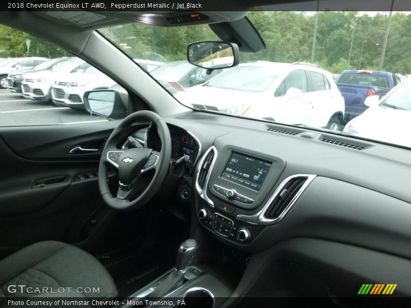 Pepperdust Metallic / Jet Black 2018 Chevrolet Equinox LT AWD