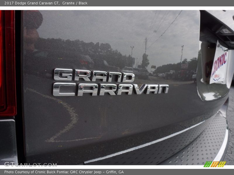 Granite / Black 2017 Dodge Grand Caravan GT