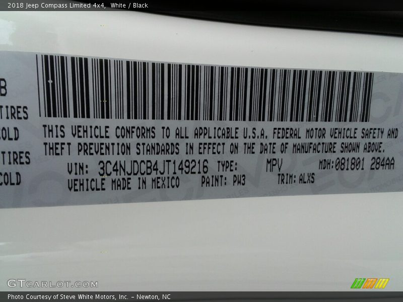 White / Black 2018 Jeep Compass Limited 4x4