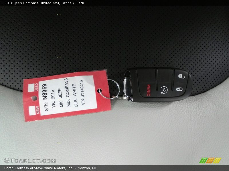 White / Black 2018 Jeep Compass Limited 4x4