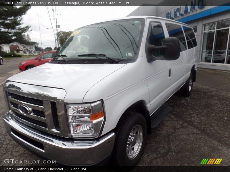 Oxford White / Medium Flint 2011 Ford E Series Van E350 XLT Passenger