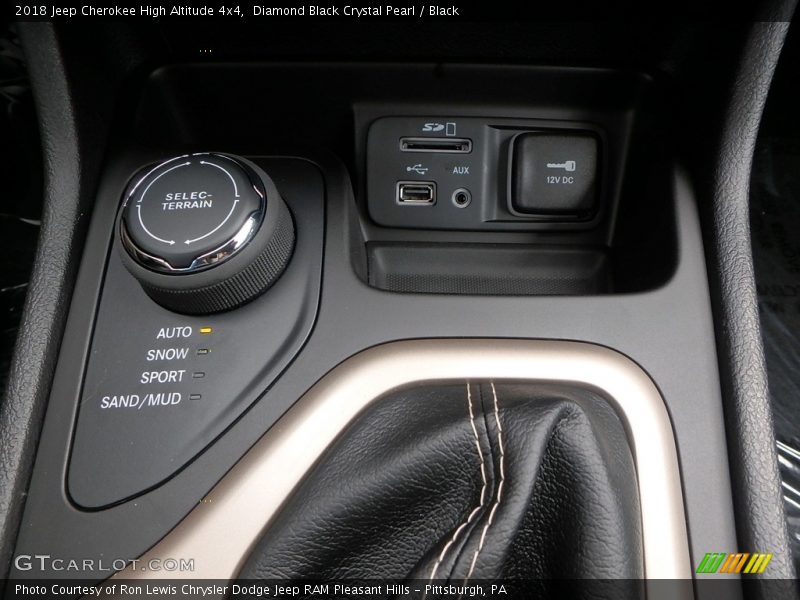 Diamond Black Crystal Pearl / Black 2018 Jeep Cherokee High Altitude 4x4