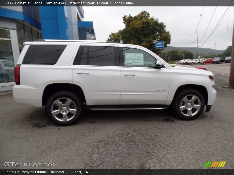 Iridescent Pearl Tricoat / Cocoa/Dune 2017 Chevrolet Tahoe Premier 4WD