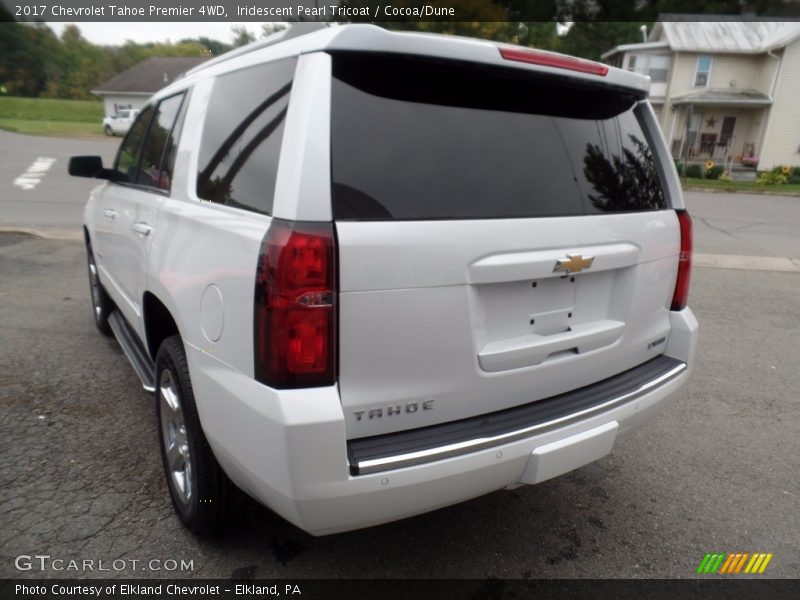 Iridescent Pearl Tricoat / Cocoa/Dune 2017 Chevrolet Tahoe Premier 4WD