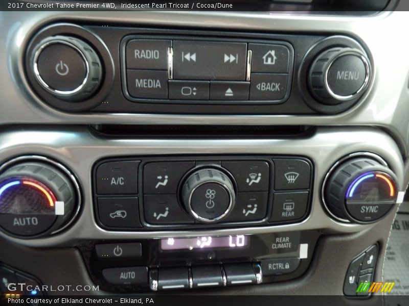 Iridescent Pearl Tricoat / Cocoa/Dune 2017 Chevrolet Tahoe Premier 4WD
