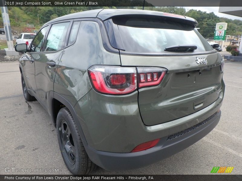 Olive Green Pearl / Black 2018 Jeep Compass Sport