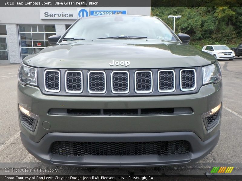 Olive Green Pearl / Black 2018 Jeep Compass Sport