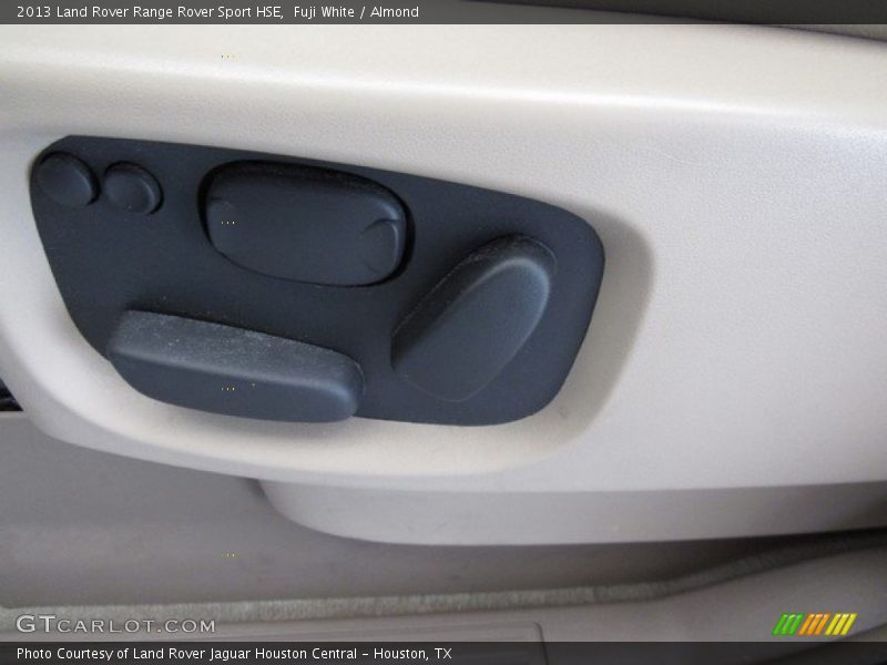 Fuji White / Almond 2013 Land Rover Range Rover Sport HSE
