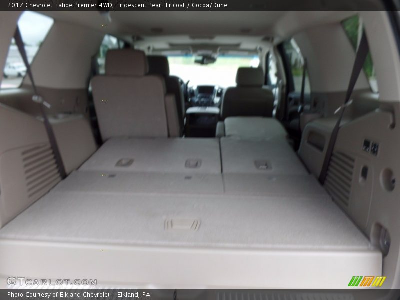 Iridescent Pearl Tricoat / Cocoa/Dune 2017 Chevrolet Tahoe Premier 4WD