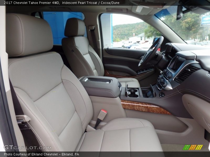 Iridescent Pearl Tricoat / Cocoa/Dune 2017 Chevrolet Tahoe Premier 4WD