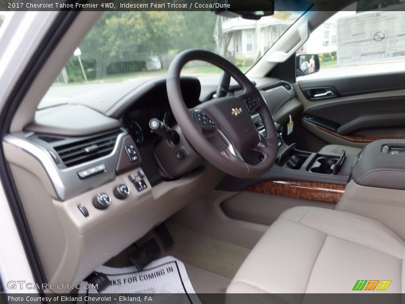 Iridescent Pearl Tricoat / Cocoa/Dune 2017 Chevrolet Tahoe Premier 4WD
