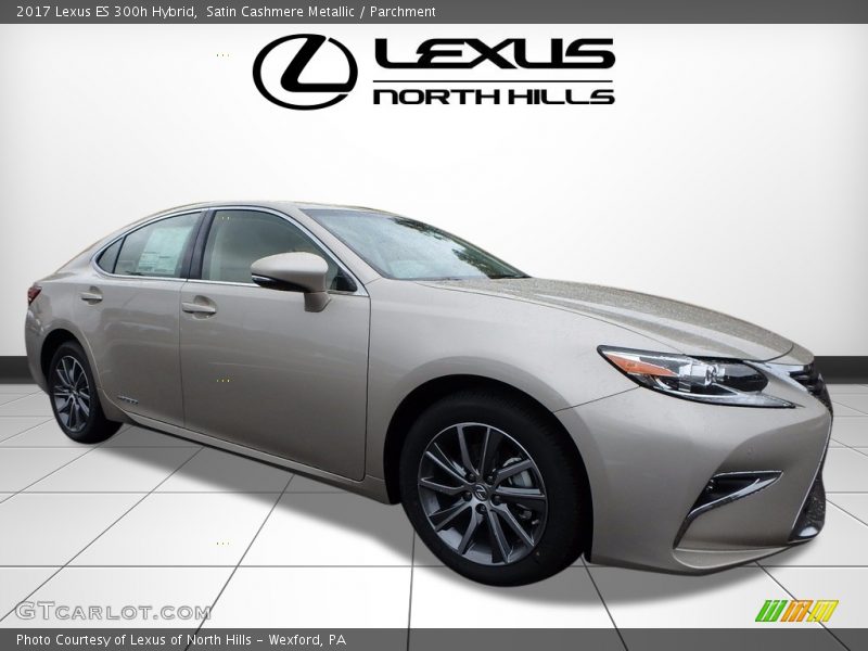 Satin Cashmere Metallic / Parchment 2017 Lexus ES 300h Hybrid