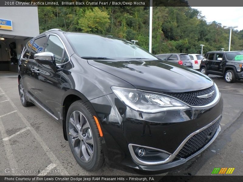 Front 3/4 View of 2018 Pacifica Limited