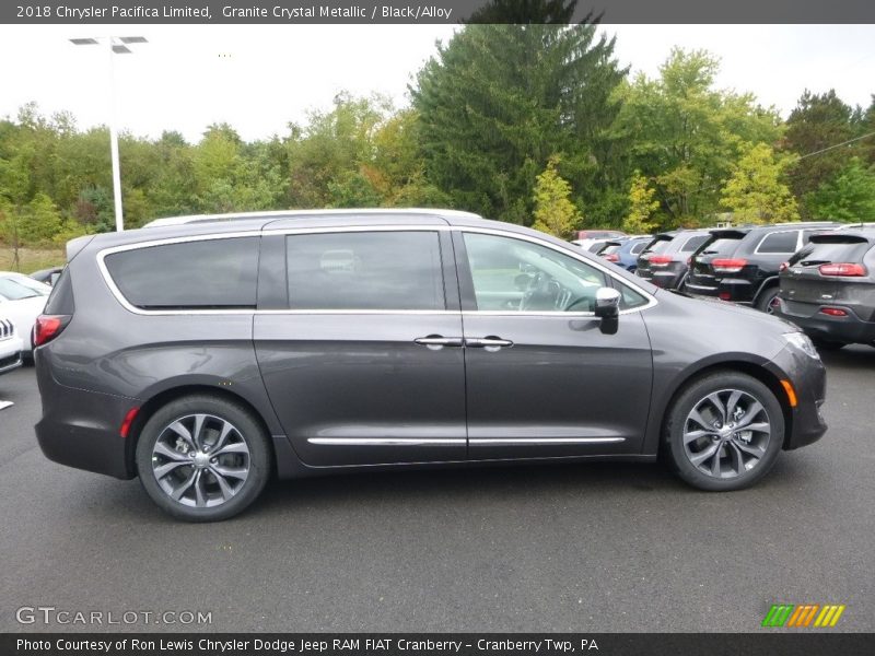 Granite Crystal Metallic / Black/Alloy 2018 Chrysler Pacifica Limited