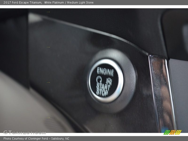White Platinum / Medium Light Stone 2017 Ford Escape Titanium