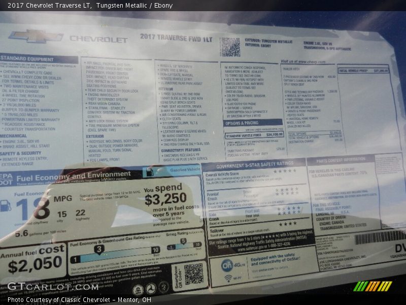 Tungsten Metallic / Ebony 2017 Chevrolet Traverse LT
