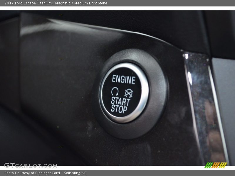 Magnetic / Medium Light Stone 2017 Ford Escape Titanium