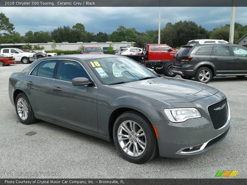 Ceramic Grey / Black 2018 Chrysler 300 Touring